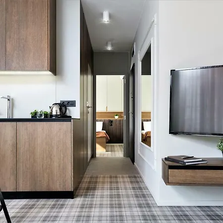Central Apartment *